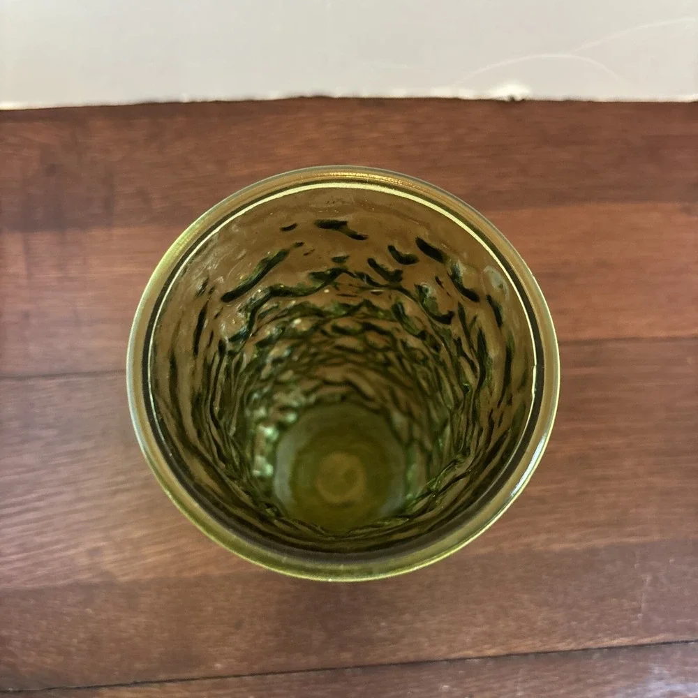 Vintage E.O. Brody & Co.‎ Emerald Green Crinkled Glass Vase 9.5 in Cleveland, OH